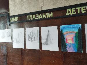 Выставка работ учащиеся живописного отделения Каляевой Анастасии